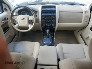 2011 Ford Escape Limited z VIN 1FMCU0EG2BKC70972, wystawiony jako Copart lot #58981605 z przebiegiem 120 117 mil mil oraz Szkoda całkowita • Salvage title. Historia ofert i sprzedaży dostępna na DreamBid. Obrazek 8.
