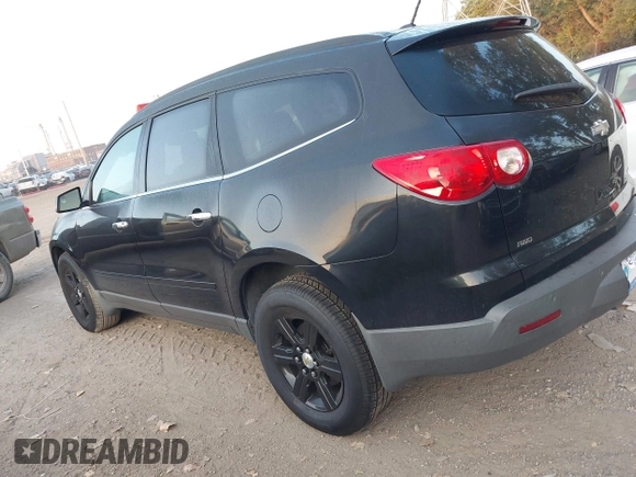 2012 Chevrolet Traverse 1LT z VIN 1GNKVGED4CJ270725, wystawiony jako IAAI lot #40300933 z przebiegiem Nie podano mil oraz . Historia ofert i sprzedaży dostępna na DreamBid. Obrazek 3.