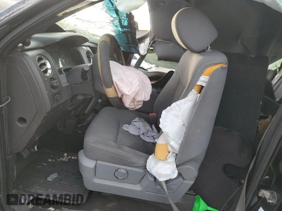 2012 Ford F-150 XL z VIN 1FTFW1CFXCFB85559, wystawiony jako Copart lot #46301145 z przebiegiem Nie podano mil oraz Nie do naprawy. Historia ofert i sprzedaży dostępna na DreamBid. Obrazek 7.