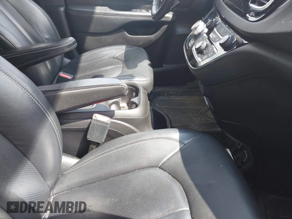 2018 Chrysler Pacifica Touring L Plus с VIN 2C4RC1EG1JR332594, выставлен на аукционе IAAI как лот 42170162 с пробегом 74 993 миль миль и . История ставок и продаж доступна на DreamBid. Изображение 5.