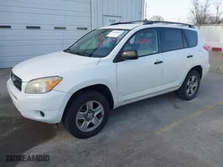 2007 Toyota RAV4 with VIN JTMZD33V275077177, listed as a IAAI auction lot 41828821 with 165,128 mi miles. Bid and sale history available at carsss.com. Image 18.