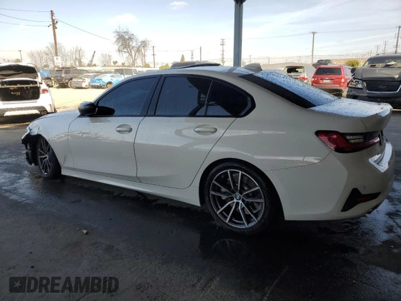 2020 BMW 3 Series 330i with VIN 3MW5R1J05L8B30878, listed as a Copart auction lot 47794935 with 68,108 mi miles and Salvage Title. Bid and sale history available at carsss.com. Image 2.