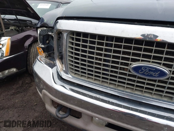 2002 Ford Excursion Limited с VIN 1FMNU43SX2EA77555, выставлен на аукционе IAAI как лот 41526308 с пробегом 274 040 миль миль и . История ставок и продаж доступна на DreamBid. Изображение 22.