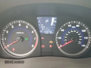 2013 Hyundai Accent GLS with VIN KMHCU4AE4DU451767, listed as a Copart auction lot 43948285 with 40,878 mi miles and Salvage Title. Bid and sale history available at DreamBid. Image 9.