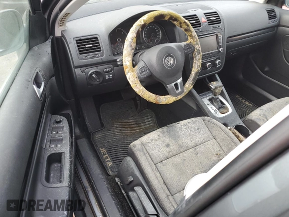 2010 Volkswagen Jetta TDI with VIN 3VWRL7AJ7AM112353, listed as a Copart auction lot 74668104 with Not provided miles and Clean title. Bid and sale history available at DreamBid. Image 8.