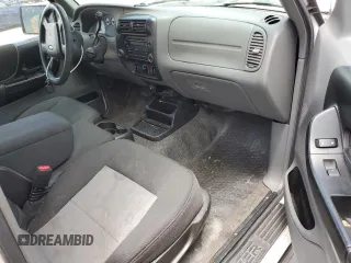 2008 Ford Ranger XL z VIN 1FTYR14U28PB18971, wystawiony jako Copart lot #62016555 z przebiegiem 133 562 mil mil oraz Czysty tytuł • Clean title. Historia ofert i sprzedaży dostępna na DreamBid. Obrazek 8.