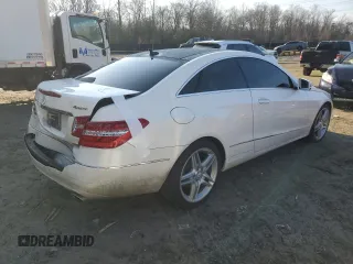 2013 Mercedes-Benz E-Class E 350 with VIN WDDKJ8JB7DF221348, listed as a Copart auction lot 43714395 with 118,564 mi miles and Salvage Title. Bid and sale history available at carsss.com. Image 3.