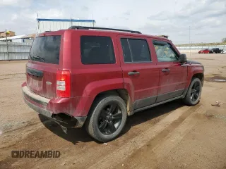 2015 Jeep Patriot Sport with VIN 1C4NJRBB5FD303928, listed as a Copart auction lot 51129425 with 207,090 mi miles and Salvage Title. Bid and sale history available at carsss.com. Image 3.