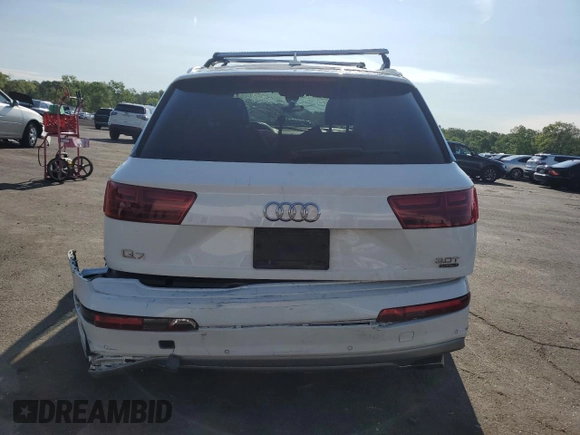 2018 Audi Q7 Premium Plus with VIN WA1LAAF72JD025331, listed as a Copart auction lot 59190365 with 125,472 mi miles and Salvage title. Bid and sale history available at DreamBid. Image 6.