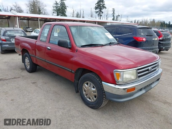 1995 Toyota T100 DX with VIN JT4VD12E6S0005957, listed as a IAAI auction lot 41943578 with 128,489 mi miles. Bid and sale history available at carsss.com. Image 1.