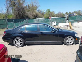 2008 Mercedes-Benz S-Class 5.5L V8 with VIN WDDNG86X68A163977, listed as a IAAI auction lot 42073048 with 131,851 mi miles. Bid and sale history available at carsss.com. Image 13.