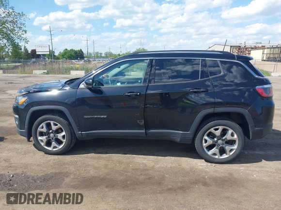 2019 Jeep Compass Limited z VIN 3C4NJDCB6KT673338, wystawiony jako IAAI lot #42264426 z przebiegiem 92 851 mil mil oraz . Historia ofert i sprzedaży dostępna na DreamBid. Obrazek 14.