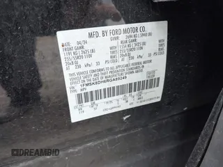 2024 Ford Explorer XLT с VIN 1FMSK8DH6RGA89249, выставлен на аукционе IAAI как лот 42387757 с пробегом 18 066 миль миль и . История ставок и продаж доступна на DreamBid. Изображение 9.