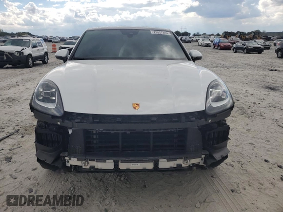 2023 Porsche Cayenne z VIN WP1BA2AY7PDA25145, wystawiony jako Copart lot #72027384 z przebiegiem 22 207 mil mil oraz Szkoda całkowita • Salvage title. Historia ofert i sprzedaży dostępna na DreamBid. Obrazek 5.