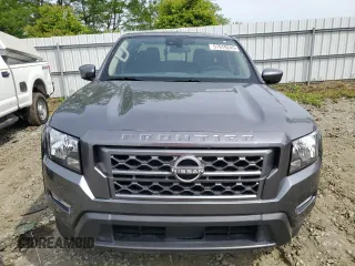 2023 Nissan Frontier SV z VIN 1N6ED1EJ0PN623016, wystawiony jako Copart lot #57919245 z przebiegiem 33 317 mil mil oraz Czysty tytuł • Clean title. Historia ofert i sprzedaży dostępna na DreamBid. Obrazek 5.