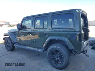 2021 Jeep Wrangler Unlimited Sahara Altitude z VIN 1C4HJXEN8MW736426, wystawiony jako Copart lot #50145245 z przebiegiem 30 938 mil mil oraz Szkoda całkowita • Salvage title. Historia ofert i sprzedaży dostępna na DreamBid. Obrazek 2.