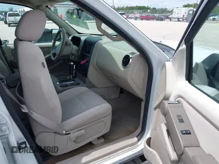 2006 Ford Explorer XLS with VIN 1FMEU62E96UB62891, listed as a IAAI auction lot 42403739 with 101,978 mi miles and . Bid and sale history available at DreamBid. Image 5.