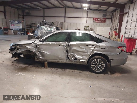 2018 Honda Accord Touring z VIN 1HGCV3F94JA001591, wystawiony jako IAAI lot #42161624 z przebiegiem 100 591 mil mil oraz . Historia ofert i sprzedaży dostępna na DreamBid. Obrazek 15.