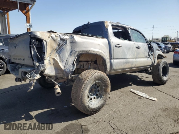 2017 Toyota Tacoma SR5 с VIN 5TFCZ5ANXHX052992, выставлен на аукционе Copart как лот 52385415 с пробегом 124 794 миль миль и На запчасти • Non repairable. История ставок и продаж доступна на DreamBid. Изображение 3.