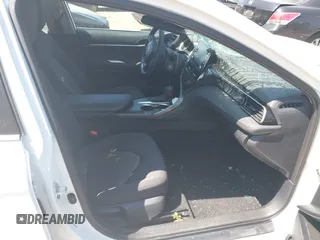 2023 Toyota Camry LE z VIN 4T1C11AK0PU145781, wystawiony jako IAAI lot #42404456 z przebiegiem 53 657 mil mil oraz . Historia ofert i sprzedaży dostępna na DreamBid. Obrazek 5.