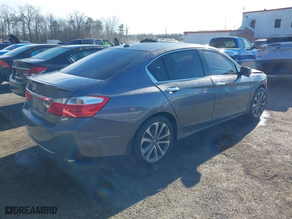 2015 Honda Accord Sedan EX-L with VIN 1HGCR3F82FA031708, listed as a IAAI auction lot 41223504 with 91,559 mi miles. Bid and sale history available at carsss.com. Image 4.