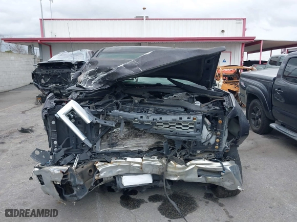 2015 Chevrolet Silverado 1500 LT with VIN 3GCPCREC8FG536759, listed as a IAAI auction lot 41750426 with 1 mi miles. Bid and sale history available at carsss.com. Image 12.