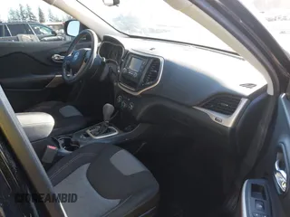 2018 Jeep Cherokee Latitude with VIN 1C4PJLCX9JD612018, listed as a IAAI auction lot 41526139 with 68,748 mi miles and . Bid and sale history available at DreamBid. Image 5.