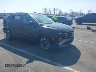2025 Hyundai Tucson with VIN 3KMJCCDE3SE002464, listed as a IAAI auction lot 41805618 with 6,326 mi miles and . Bid and sale history available at DreamBid. Image 1.