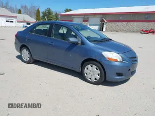 2007 Toyota Yaris with VIN JTDBT923271150207, listed as a IAAI auction lot 42054757 with 173,984 mi miles. Bid and sale history available at carsss.com. Image 1.