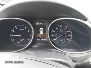2017 Hyundai Santa Fe Ultimate z VIN 5XYZWDLA4HG441962, wystawiony jako IAAI lot #42144550 z przebiegiem 124 627 mil mil oraz . Historia ofert i sprzedaży dostępna na DreamBid. Obrazek 7.