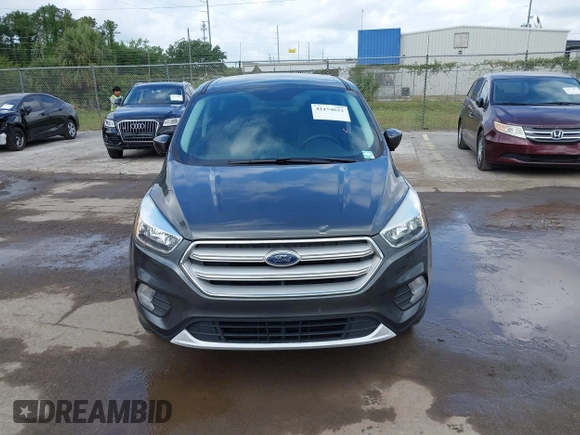 2019 Ford Escape SE with VIN 1FMCU0GDXKUB95350, listed as a IAAI auction lot 42154622 with 109,309 mi miles. Bid and sale history available at carsss.com. Image 12.