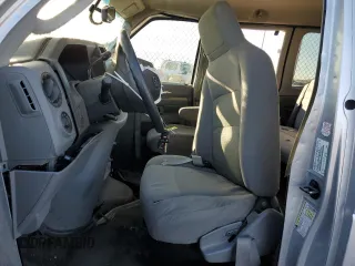 2012 Ford Econoline Passenger XL с VIN 1FBNE3BL9CDA45794, выставлен на аукционе Copart как лот 75885824 с пробегом 157 253 миль миль и Списание • Salvage title. История ставок и продаж доступна на DreamBid. Изображение 7.