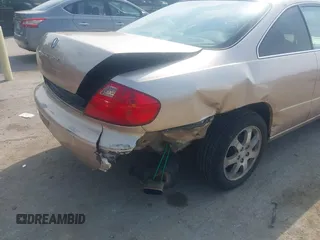 2001 Acura CL z VIN 19UYA42551A017082, wystawiony jako IAAI lot #42501762 z przebiegiem 118 750 mil mil oraz . Historia ofert i sprzedaży dostępna na DreamBid. Obrazek 6.