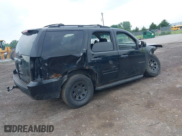 2008 Chevrolet Tahoe LTZ with VIN 1GNFK13078J136869, listed as a IAAI auction lot 42641688 with 178,857 mi miles and . Bid and sale history available at DreamBid. Image 4.