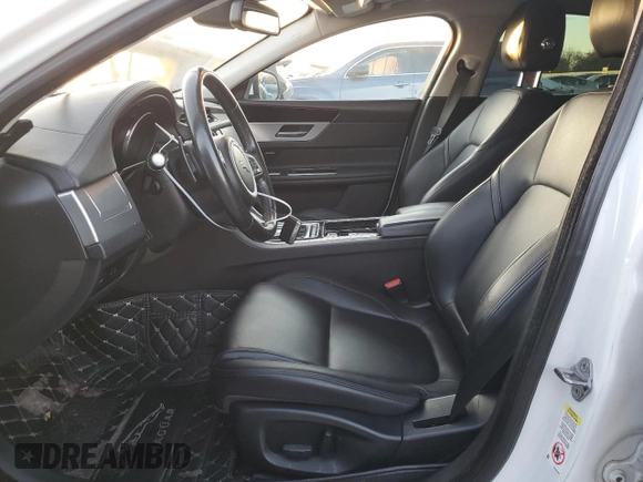 2017 Jaguar XF 35t Premium with VIN SAJBD4BV2HCY32514, listed as a Copart auction lot 87969435 with 118,142 mi miles and Salvage Title. Bid and sale history available at carsss.com. Image 7.