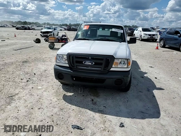 2011 Ford Ranger XL z VIN 1FTKR1AE2BPB21587, wystawiony jako Copart lot #72636054 z przebiegiem 29 675 mil mil oraz Szkoda całkowita • Salvage title. Historia ofert i sprzedaży dostępna na DreamBid. Obrazek 11.