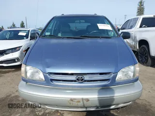 1998 Toyota Sienna LE с VIN 4T3ZF13C5WU028625, выставлен на аукционе IAAI как лот 41596901 с пробегом 139 903 миль миль и . История ставок и продаж доступна на DreamBid. Изображение 12.