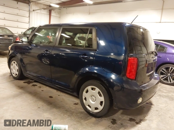 2008 Scion xB with VIN JTLKE50EX81030605, listed as a IAAI auction lot 41975788 with 195,260 mi miles. Bid and sale history available at carsss.com. Image 3.
