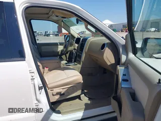 2008 Mercury Mountaineer Premier with VIN 4M2EU38E98UJ02861, listed as a IAAI auction lot 41984076 with 159,036 mi miles and . Bid and sale history available at DreamBid. Image 5.