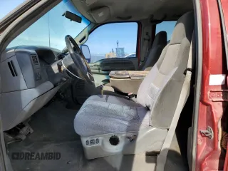 2002 Ford F-350 XL с VIN 1FTSW31F02EB77567, выставлен на аукционе Copart как лот 52827805 с пробегом 245 934 миль миль и Списание • Salvage title. История ставок и продаж доступна на DreamBid. Изображение 7.