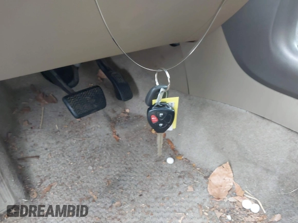 2011 Toyota RAV4 with VIN JTMBK4DV0B5099585, listed as a IAAI auction lot 41502571 with 162,850 mi miles. Bid and sale history available at carsss.com. Image 11.