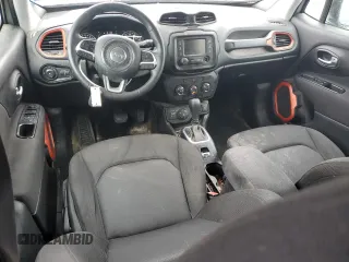2018 Jeep Renegade Upland with VIN ZACCJBAB3JPJ14251, listed as a Copart auction lot 57760635 with 98,787 mi miles and Salvage title. Bid and sale history available at DreamBid. Image 8.