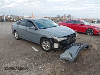 2022 Hyundai Elantra SE with VIN KMHLL4AG9NU289768, listed as a IAAI auction lot 41173804 with 48,582 mi miles and . Bid and sale history available at DreamBid. Image 1.