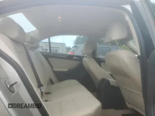 2013 Volkswagen Jetta TDI w/Premium с VIN 3VWLL7AJ6DM228797, выставлен на аукционе Copart как лот 58207945 с пробегом 147 645 миль миль и Чистый • Clean title. История ставок и продаж доступна на DreamBid. Изображение 10.