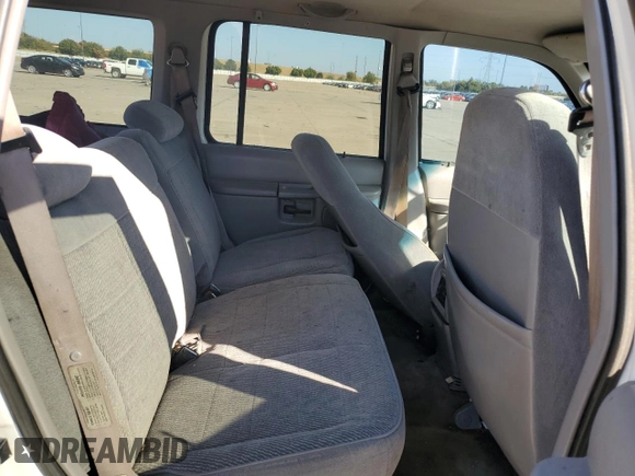 1997 Ford Explorer XLT z VIN 1FMDU32P8VZC08904, wystawiony jako Copart lot #78166244 z przebiegiem 232 404 mil mil oraz Szkoda całkowita • Salvage title. Historia ofert i sprzedaży dostępna na DreamBid. Obrazek 11.