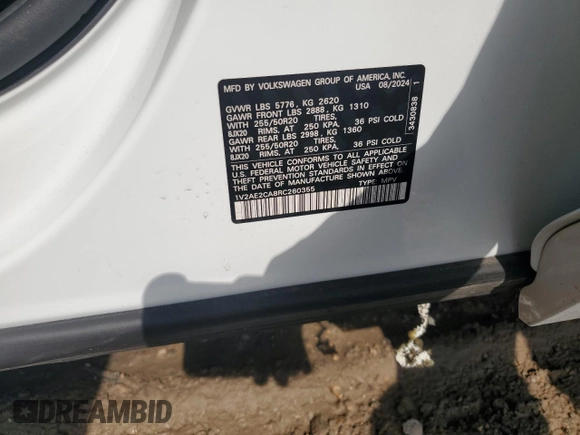 2024 Volkswagen Atlas SEL R-Line with VIN 1V2AE2CA8RC260355, listed as a Copart auction lot 53804085 with 1,951 mi miles and Salvage title. Bid and sale history available at DreamBid. Image 13.