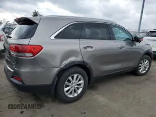 2017 Kia Sorento LX with VIN 5XYPG4A30HG192424, listed as a Copart auction lot 46700925 with 86,244 mi miles and Clean Title. Bid and sale history available at carsss.com. Image 3.