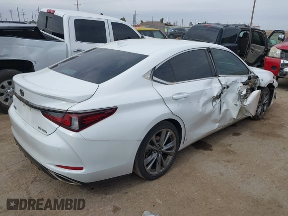 2019 Lexus ES 350 with VIN 58ABZ1B16KU001678, listed as a IAAI auction lot 41579443 with 146,789 mi miles and . Bid and sale history available at DreamBid. Image 4.