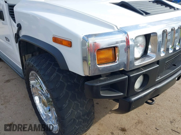 2003 Hummer H2 with VIN 5GRGN23U83H116139, listed as a IAAI auction lot 41495435 with Not Provided miles. Bid and sale history available at carsss.com. Image 6.