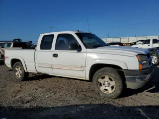 2004 Chevrolet Silverado 1500 with VIN 1GCEK19T44Z184623, listed as a Copart auction lot 50474105 with 252,214 mi miles and Clean Title. Bid and sale history available at DreamBid. Image 4.